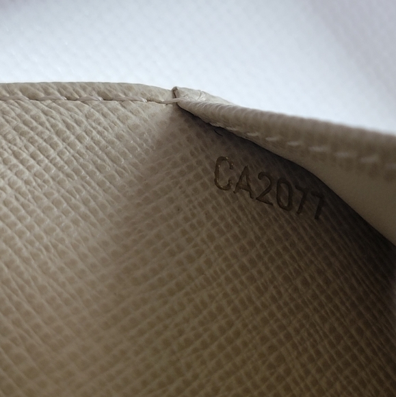 LOUIS VUITTON Monogram Mini Lin Agenda PM Notebook Cover - Picture 3 of 12